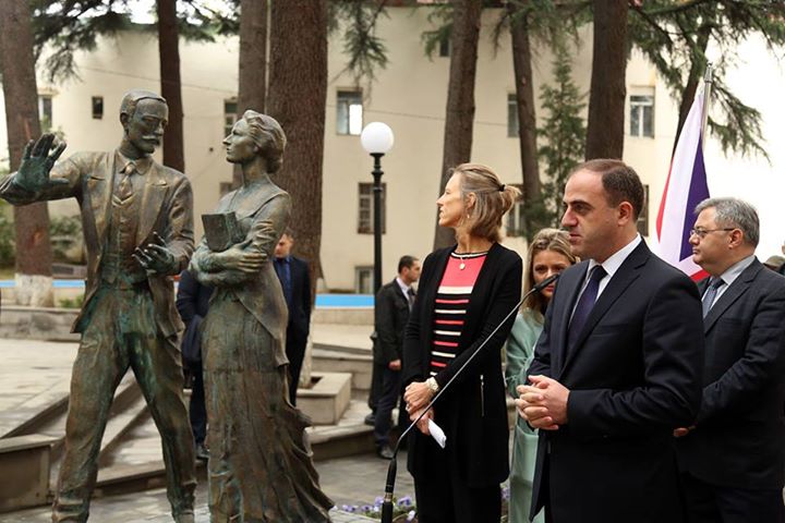 Oliver and Marjory Wardrop monument opens in Tbilisi geotv.ge